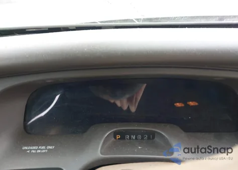 1996 Lincoln Town Car Sgn/Dmnd Anv/Cypress/Jn from USA, damaged, VIN 1LNLM82W9TY696490